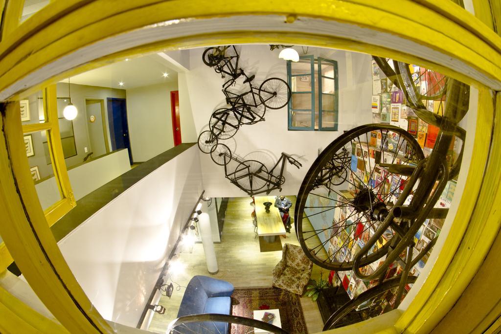 12:12 Hostels Богота Екстериор снимка
