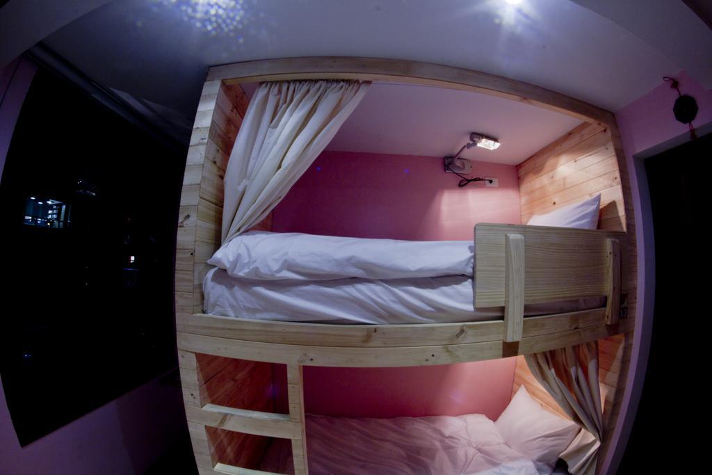 12:12 Hostels Богота Екстериор снимка